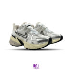 کتونی نایک وی تو کی ران نقره ای سفید ( Nike V2K Run )