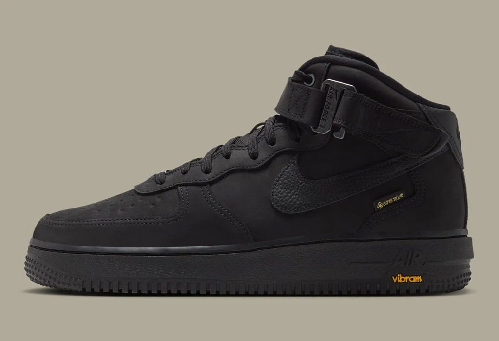 Nike Air Force 1 Mid GTX Vibram