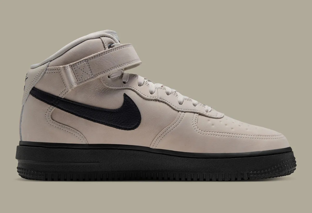 Nike Air Force 1 Mid GTX Vibram