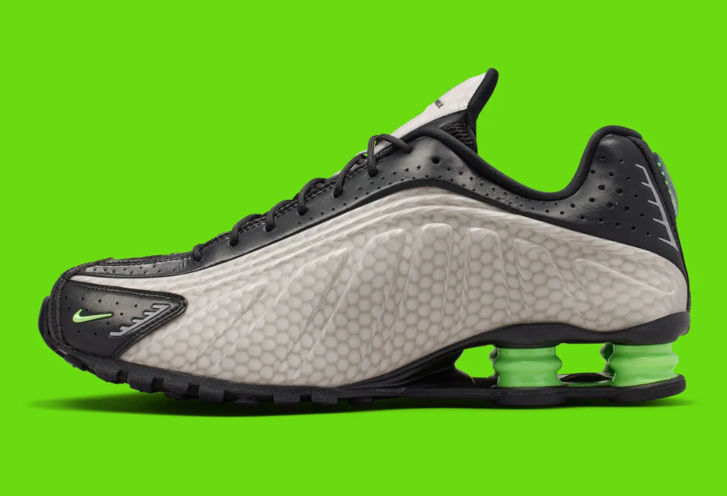 Nike Shox R4