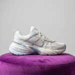 کتونی نایک وی تو کی ران سفید آبی (FD0736-009) (Nike V2K Run Platinum Tint)